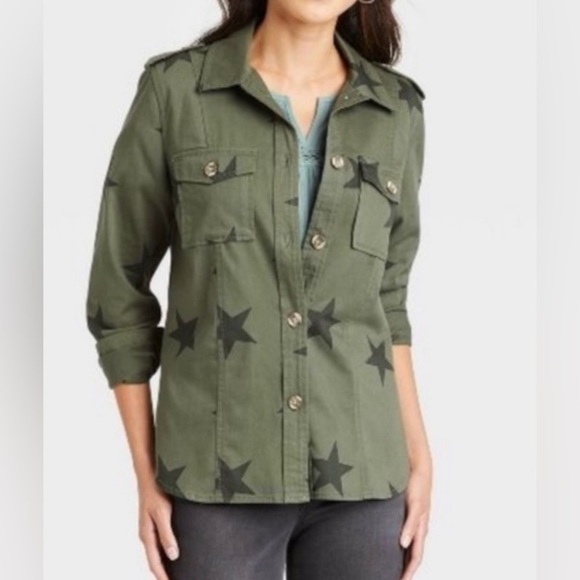 Knox Rose Olive Green Printed Star Utility Button-Down Shacket- Size Medium - Picture 1 of 7